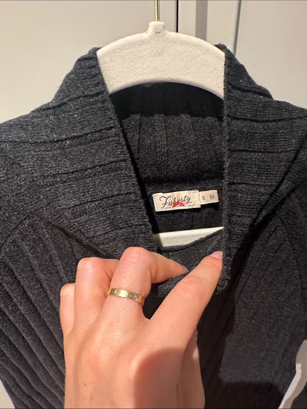 Faherty- charcoal grey turtleneck